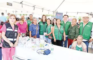 Consultas médicas, vacunación, medicamentos, Tarjeta de Salud Popular y atención animal llegaron directo a la colonia Guadalupe Borja