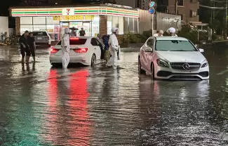 Varios de los fallecidos se vieron súbitamente atrapados en sus propios vehículos y en pasos subterráneos por las inundaciones