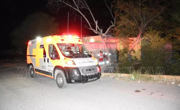 Los hechos ocurrieron durante la madrugada de hoy, en una vivienda ubicada sobre la calle 16, entre avenida Oriente y calle 5, donde familiares solici