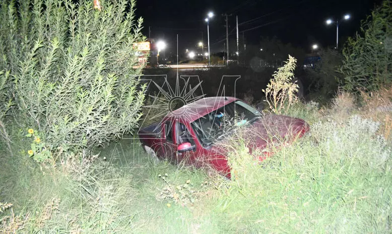 El accidente ocurrió a un costado de la avenida Obrero Unido, cuando una camioneta Chevrolet color guinda circulaba por la zona en dirección al norte.