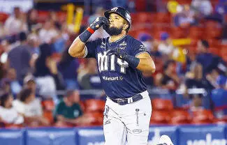 Con un rally de tres carreras de colchón en la séptima entrada, Sultanes remachó una ventaja de la cual Charros ya no se pudo recuperar y terminó llevandose el quinto juego 6 a 5.