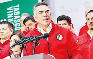 El presidente nacional del PRI, Alejandro “Alito” Moreno, reprochó que Andrés Manuel López Beltrán salga a “lloriquear” y exija explicaciones a Estados Unidos y al Presidente Trump sobre el retiro de su visa. 