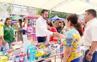 Destacó que esta actividad tiene como objetivo contribuir al ahorro de las familias y fortalecer el comercio local