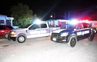 Un adulto mayor resultó con una herida sangrante en la cabeza luego de caer de su propia altura cuando se encontraba dentro de su domicilio.