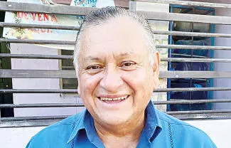 El funcionario dejará la Secretaría del Ayuntamiento de Monclova para incorporarse al CECyTEC Sur