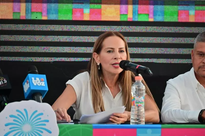 La secretaria indicó que, prácticamente cada fin de semana, distintas regiones de Coahuila ofrecen eventos gastronómicos y vaqueros, como parte de una estrategia de trabajo conjunto entre los municipios y el gobierno estatal.