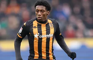 A pesar de llegar con la moral alta, el Manchester United cometió muchos errores y terminó perdiendo ante el Hull City