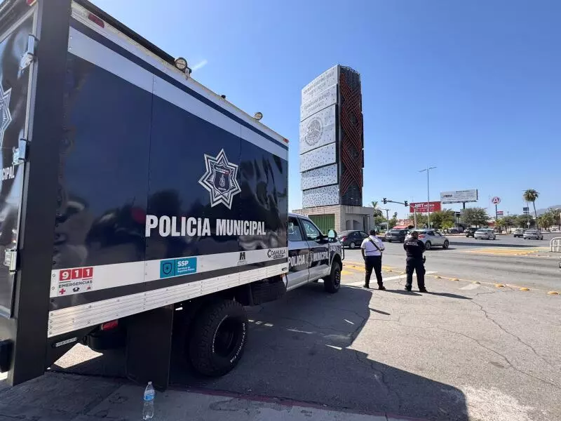 Como parte de los operativos ordinarios de seguridad, la unidad fue apostada en el transitado cruce para cumplir con la función de vigilancia.