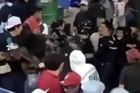 Los hechos se registraron la noche de este viernes durante un juego amateur.
