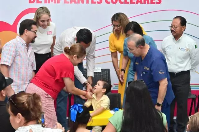 La familia explicó que el encendido del dispositivo no representa el final del proceso, sino el comienzo de una etapa fundamental