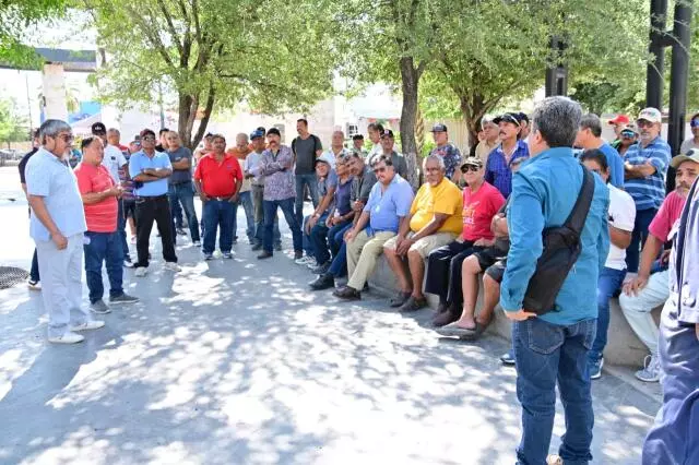 En asamblea ordinaria de carácter informativo, ex obreros de Altos Hornos de México manifestaron su confianza en la venta de la acerera, programada para subasta en el concurso mercantil el próximo 25 de septiembre.