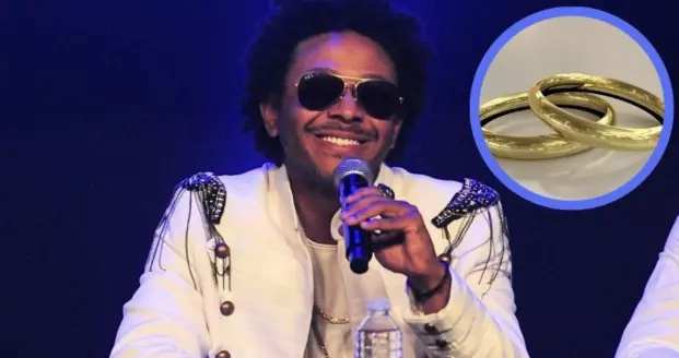 El cantante mexicano se mostró feliz tras anunciar su matrimonio con Penélope, el cual mantuvo lejos de los reflectores por algún tiempo