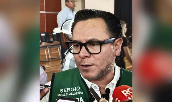 El subsecretario de Gobierno en la Región Centro de Coahuila sostuvo que el Estado solo intervendrá en el tema del bloqueo para impedir la salida de montacargas, en caso de que la autoridad federal solicite el uso de la fuerza pública.