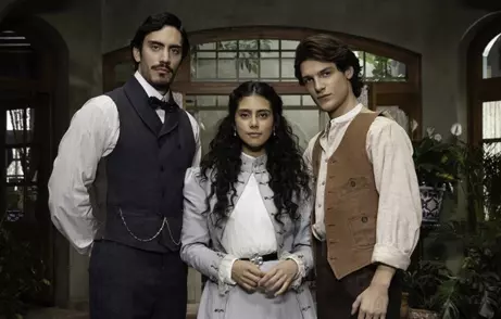 La historia de Ángeles Mastretta llega a Netflix con una adaptación que explora la libertad, los ideales y los sacrificios que puede exigir el amor.