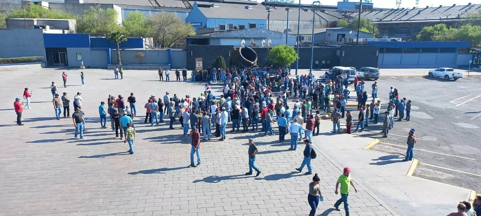 Los ex obreros de AHMSA llevan cuatro años en espera de estos recursos tras la quiebra de la siderúrgica.