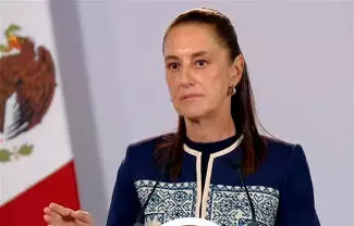 La Presidenta calificó de absurda la información difundida por la cadena NewsNation sobre una encuesta que arrojaría ese resultado