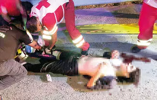 Perdió el control y se estrelló contra un barandal en ‘Las Torres’