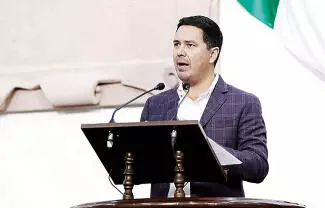 Presenta iniciativa el legislador local Gerardo Aguado