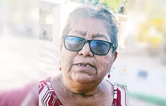 Carlos Fernando Villarreal Pérez, ha trabajado muy bien, ha cumplido con los habitantes de las colonias, consideró Martha Ramírez “La Gallito”.