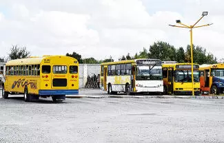 Circula una unidad que se hace pasar por uno de sus vehículos (tipo van) para ofrecer servicio de transporte entre municipios de la Región Centro