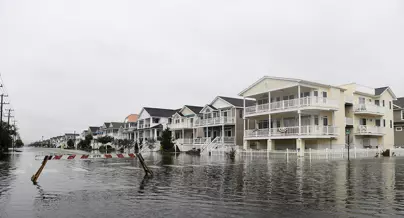 Las autoridades advirtieron del riesgo de inundaciones y de cierres de rutas en Boston, Filadelfia y Nueva York