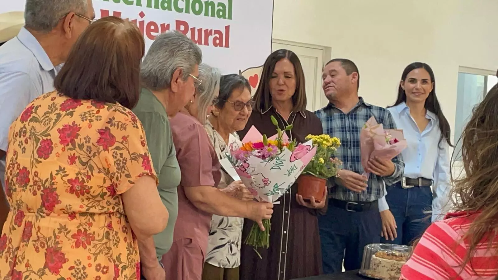 Festejan sus 94 años con reconocimiento en el Día de la Mujer Rural