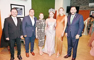 El municipio de San Buenaventura estuvo presente en el brindis y la ceremonia de coronación de la Feria Monclova 2026.