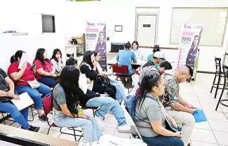 Requiere contratar el doble por lo que oferta vacantes de operador de producción