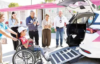 El DIF Municipal, en coordinación con el DIF Coahuila realizó una jornada de atención y entrega de beneficios para distintos sectores.