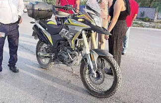 El conductor de la moto no guardó la distancia correspondiente