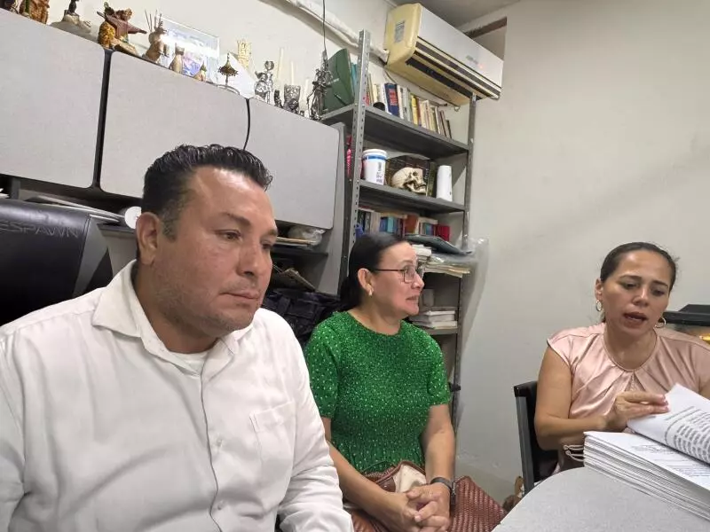 Acumulan deudas por más de 30 mil pesos