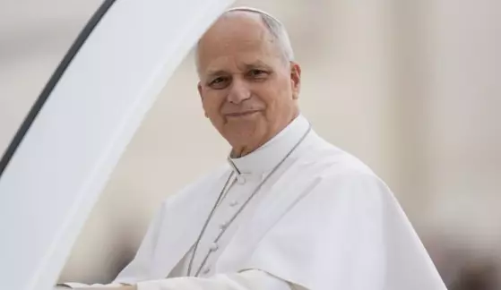 El Sumo Pontífice camina por su habitación, come con apetito e incluso concelebró una misa en la capilla de la décima planta del nosocomio italiano.