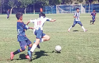Con un “hat-trick” a su cuenta, encabezó la goleada de Rayados MVA 13