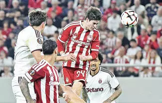 Armando González marcó el gol del triunfo en el 1-0 del Olympiacos sobre el Sparta Praga