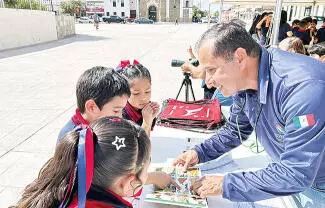 Con actividades educativas y recreativas, la Comisión Nacional de Áreas Naturales Protegidas (Conanp), llevó a cabo una feria dedicada a la mariposa monarca en la primaria Miguel Hidalgo.